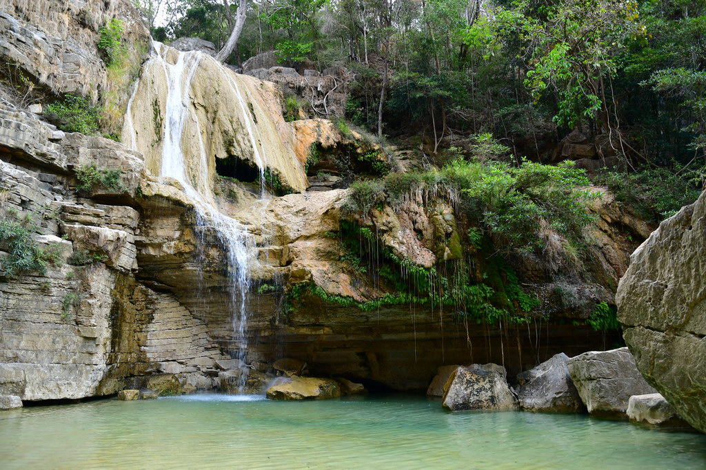 Anosiampela Waterfall